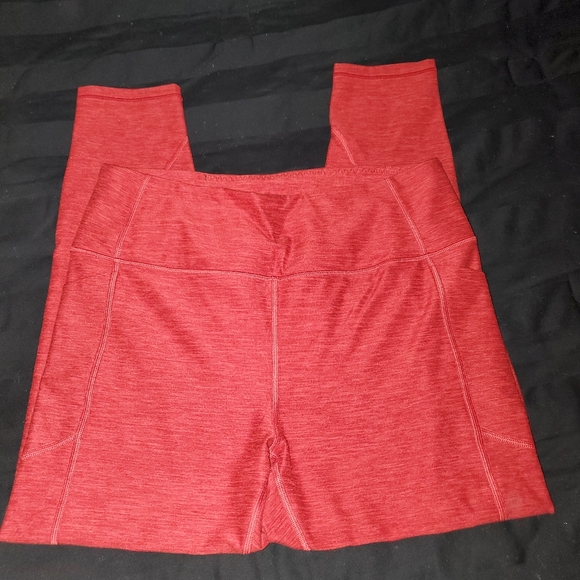 Victoria Secret Incredible 7/8 Leggings - Picture 4 of 5